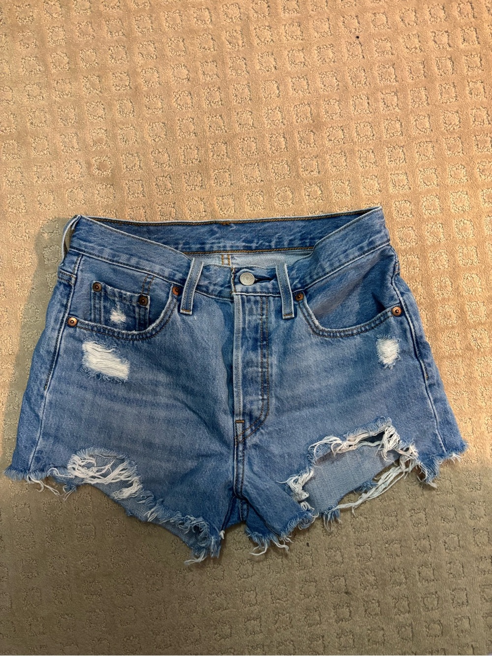 Levi’s Distressed Denim Shorts - Blue